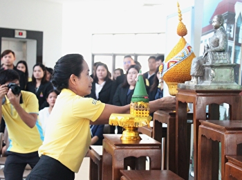 Show commemoration on the occasion of
the birthday of His Majesty the Queen.
Her Royal Highness Crown Prince Maha
Vajiralongkorn. Rajabhat In the King
Chulalongkorn.