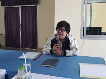 Dr. Saengsom Sinawat, Chief of Public
Health at College of Allied Health
Sciences in Suan Sunandha Rajabhat
University leads the “Clarification
Meeting for Public Health Trainers in
Loi-Et Health Areas”. The meeting is
conducted at Suan Payom Health Promo