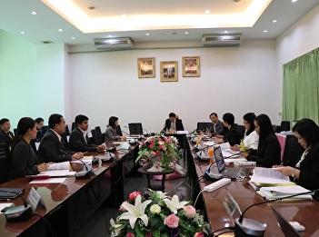 Executive directors, instructors, and
faculty staffs hosted and be a part of
the qualification meeting at Adulya
Viriyavejjakul's Hall.