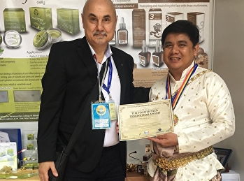 ขอแสดงความยินดีกับผลงานวิจัยนวัตกรรมเรื่อง
: เรื่อง :Three Mushroom serum ในงาน
EUROINVENT EUROPEAN EXHIBITION OF
CREATIVITY AND INNOVATION 2019 ณ
ประเทศโรมาเนีย