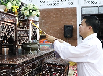 เจ้าภาพสวดพระอภิธรรมศพนายประยูร เสมอจิตร
บิดาของนายยุทธนา เสมอจิตร
เจ้าหน้าที่บรรณารักษ์วิทยาลัยสหเวชศาสตร์