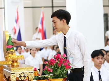 The ceremony to invite the royal seal
and the ceremony to make a disciple