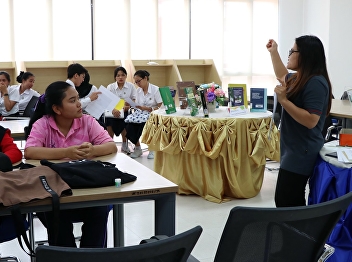 communicates up-to-date information
about detail and activity sequences with
student volunteers who will be junior
guides of this coming program. “AHS Open
House 2019”